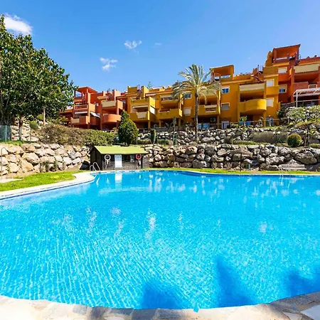Apartment Comfortable With Pool In Pass The Keys *