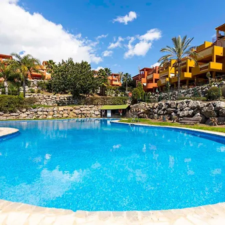 Apartment Comfortable With Pool In Pass The Keys *
