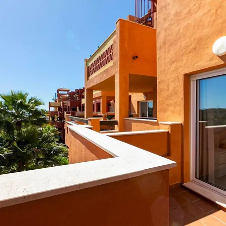 Apartment Comfortable With Pool In Pass The Keys *